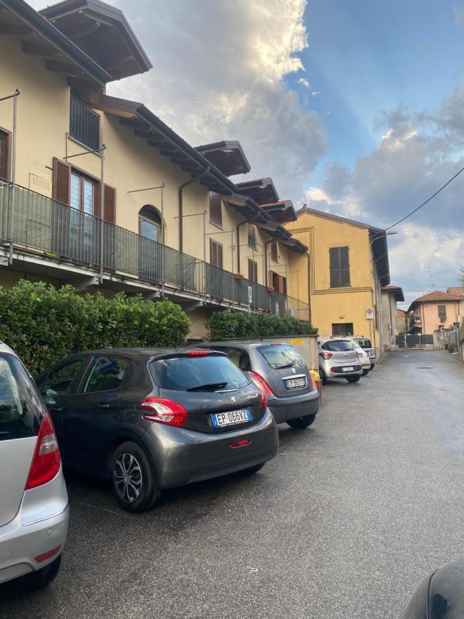 Casa Mimi Apartment Arsago Seprio Bagian luar foto
